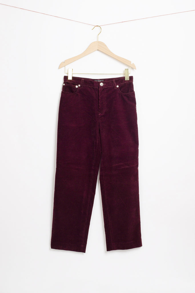 bordeaux-pantalon-velours-cintre-stretch-evase