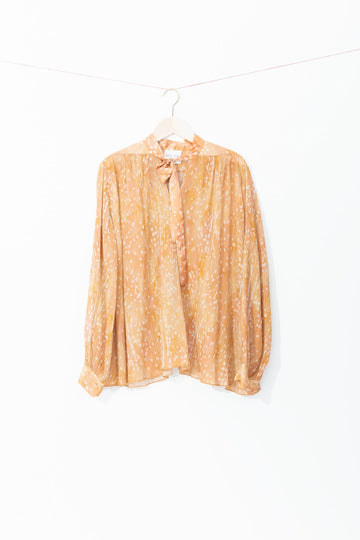 blouse-satin-de-soie-ample-details-manches-longues